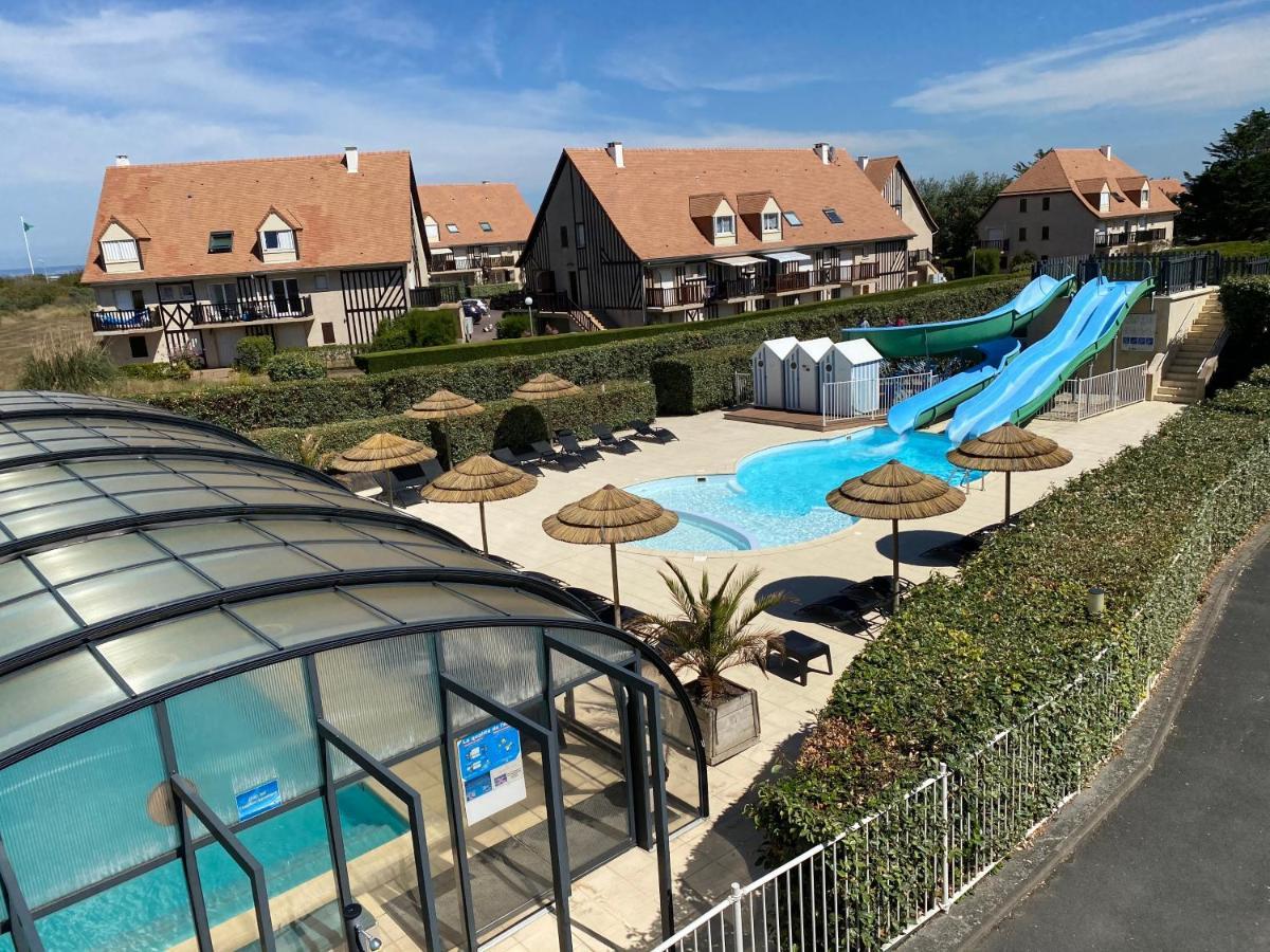 Hotel Club De La Plage Merville-Franceville-Plage Esterno foto