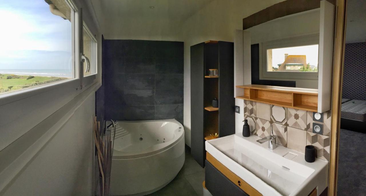 Hotel Club De La Plage Merville-Franceville-Plage Esterno foto